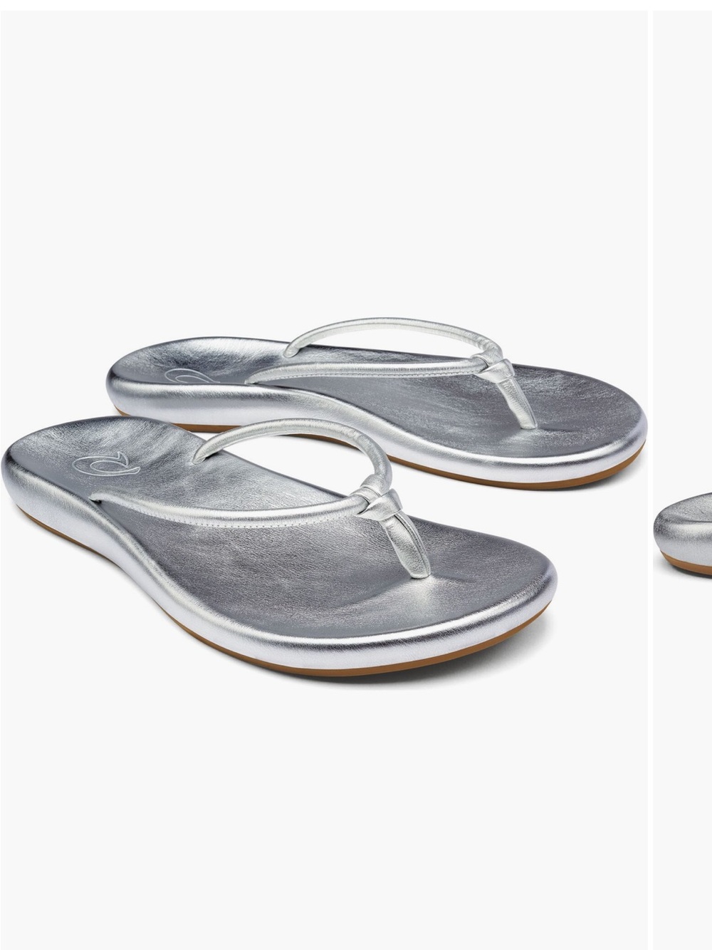 OluKai Hawaii Flip Flops Metallic Silver Thong Sandals size 10